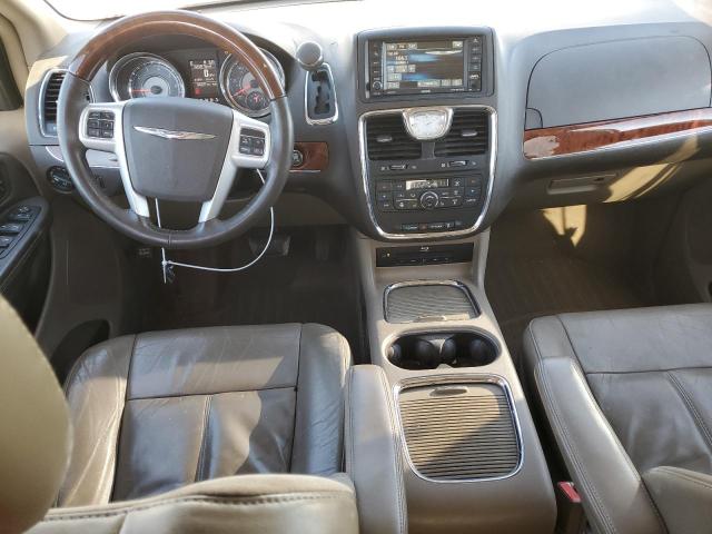 Photo 8 from auction – 2015 CHRYSLER TOWN & COU with VIN 2C4RC1GG6FR742540