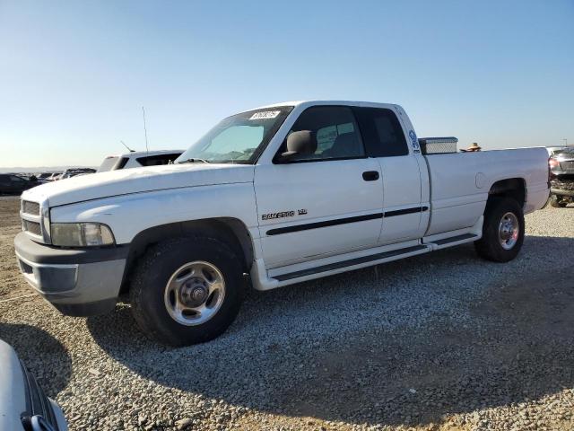 DODGE RAM 2500 2001 مع رقم تعريف المركبة 3B7KC23Z41G199279 - صورة من المزاد