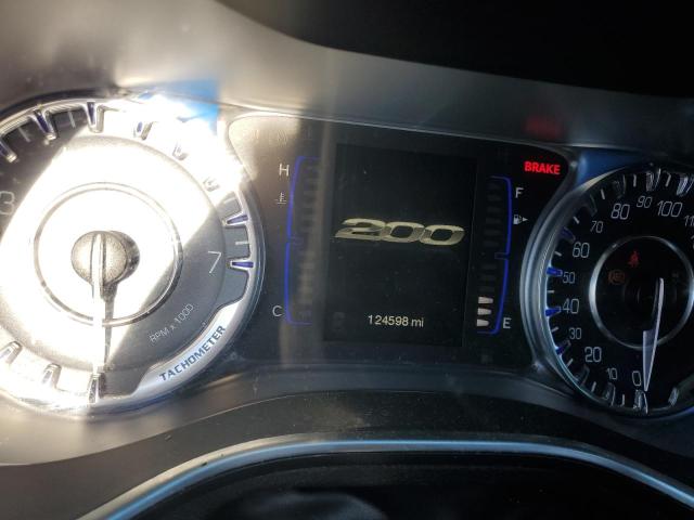 Photo 9 from auction – 2015 CHRYSLER 200 LIMITE with VIN 1C3CCCAB9FN547029