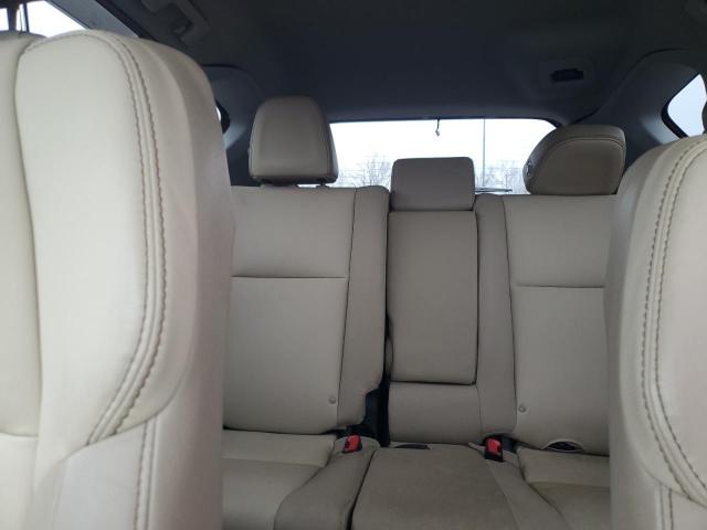 Photo 10 from auction – 2015 TOYOTA RAV4 LIMIT with VIN 2T3DFREV3FW241886