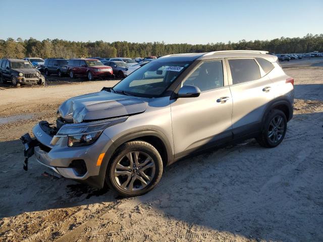 KIA SELTOS S 2022 with VIN KNDEU2AA3N7320943 - Photo from auction