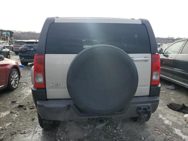 Photo 6 from auction – 2006 HUMMER H3 with VIN 5GTDN136868289463