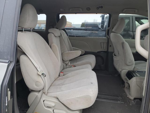 Photo 11 from auction – 2011 TOYOTA SIENNA LE with VIN 5TDKK3DC5BS059697