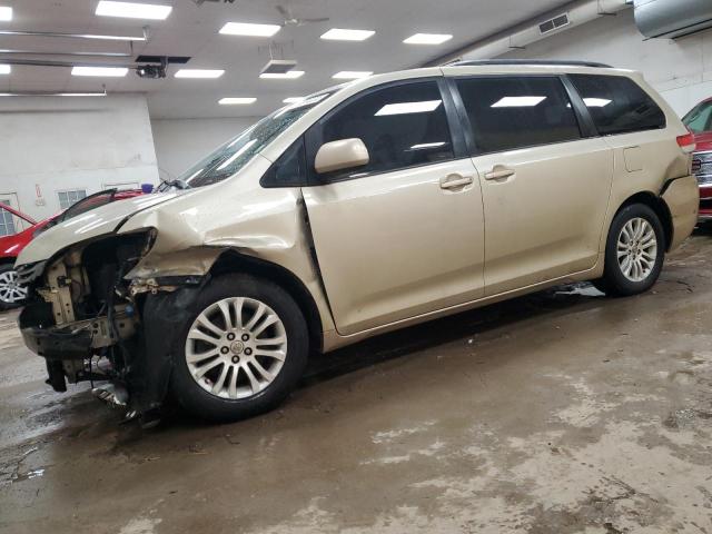 TOYOTA SIENNA XLE 2014 with VIN 5TDYK3DC4ES492751 - Photo from auction