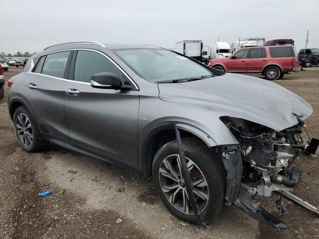 Photo 4 from auction – 2017 INFINITI QX30 BASE with VIN SJKCH5CR2HA025367