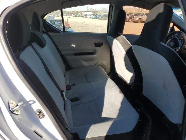 Photo 10 from auction – 2014 TOYOTA PRIUS C with VIN JTDKDTB3XE1066417