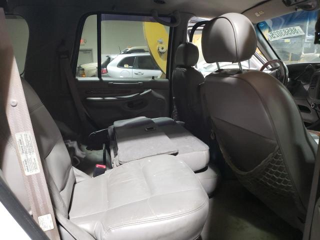 Photo 11 from auction – 1998 LINCOLN NAVIGATOR with VIN 5LMRU27L9WLJ39891