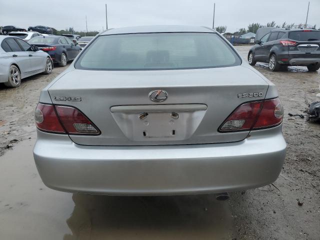 Photo 6 from auction – 2002 LEXUS ES 300 with VIN JTHBF30G025036944
