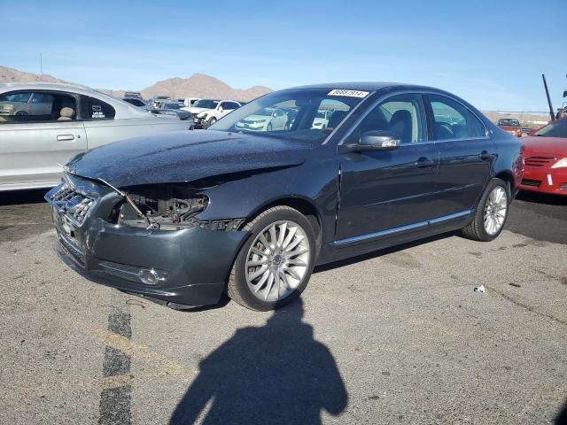 VOLVO S80 V8 2010 with VIN YV1852AR0A1122392 - Photo from auction
