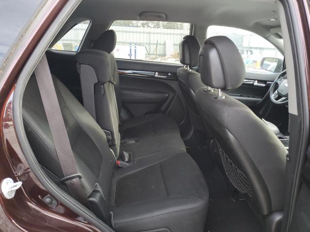 Photo 11 from auction – 2015 KIA SORENTO LX with VIN 5XYKTDA78FG646070