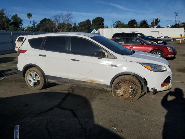 Photo 4 from auction – 2014 FORD ESCAPE S with VIN 1FMCU0F76EUC76555