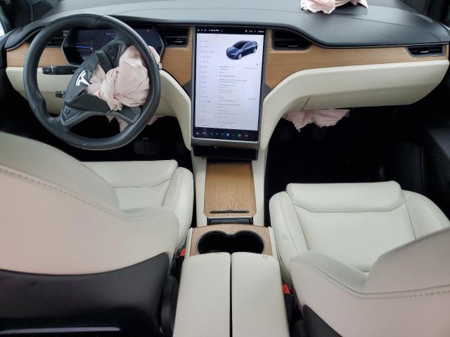 Photo 8 from auction – 2020 TESLA MODEL X with VIN 5YJXCBE26LF304435