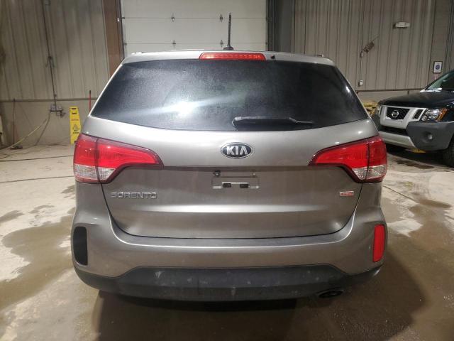 Photo 6 from auction – 2015 KIA SORENTO LX with VIN 5XYKT3A67FG644490