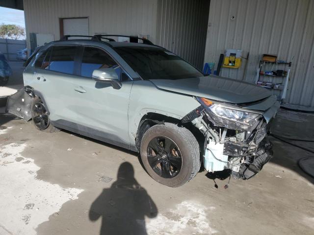 Photo 4 from auction – 2019 TOYOTA RAV4 XLE with VIN 2T3W1RFVXKW006000