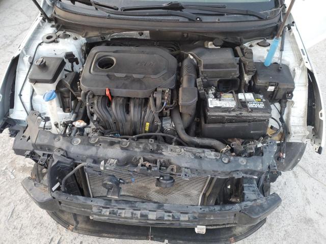 Photo 11 from auction – 2016 HYUNDAI SONATA SE with VIN 5NPE24AF8GH379353