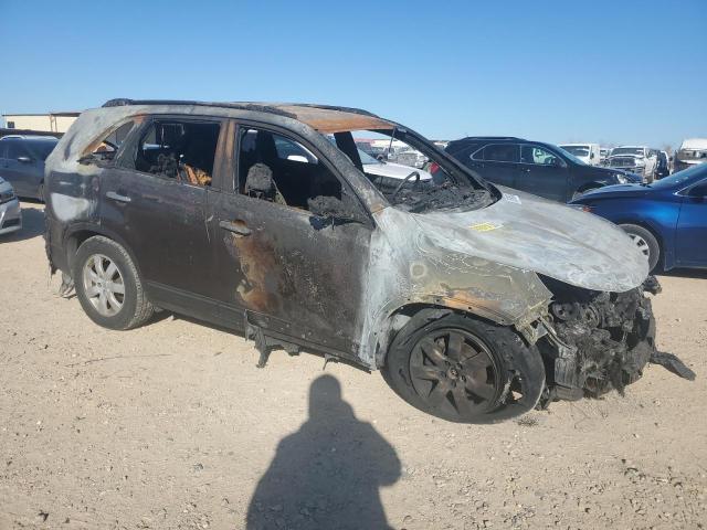 Photo 4 from auction – 2011 KIA SORENTO BA with VIN 5XYKT4A17BG107400