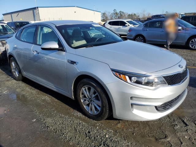 Photo 4 from auction – 2016 KIA OPTIMA LX with VIN 5XXGT4L30GG020082