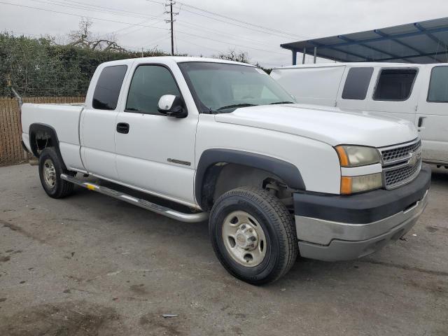 Photo 4 from auction – 2005 CHEVROLET SILVERADO with VIN 1GCHC29U15E119780