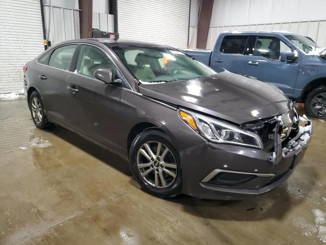 Photo 4 from auction – 2017 HYUNDAI SONATA SE with VIN 5NPE24AF9HH526362