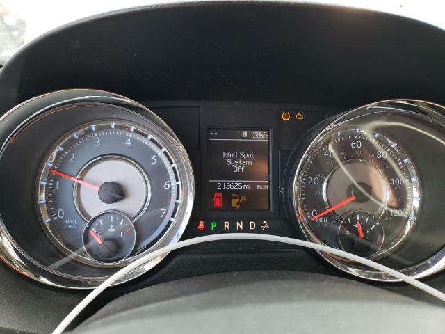 Photo 9 from auction – 2012 CHRYSLER TOWN & COU with VIN 2C4RC1CGXCR401434