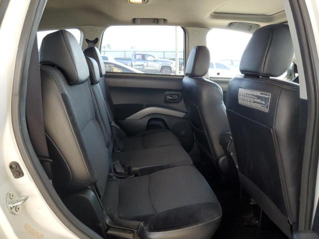Photo 10 from auction – 2010 MITSUBISHI OUTLANDER with VIN JA4JT3AW9AZ016088