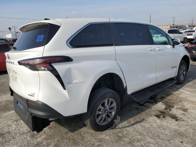 Photo 3 from auction – 2024 TOYOTA SIENNA with VIN 5TDKRKEC3RS187239