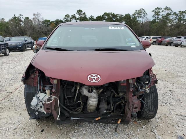 Photo 5 from auction – 2017 TOYOTA SIENNA XLE with VIN 5TDYZ3DC6HS815097