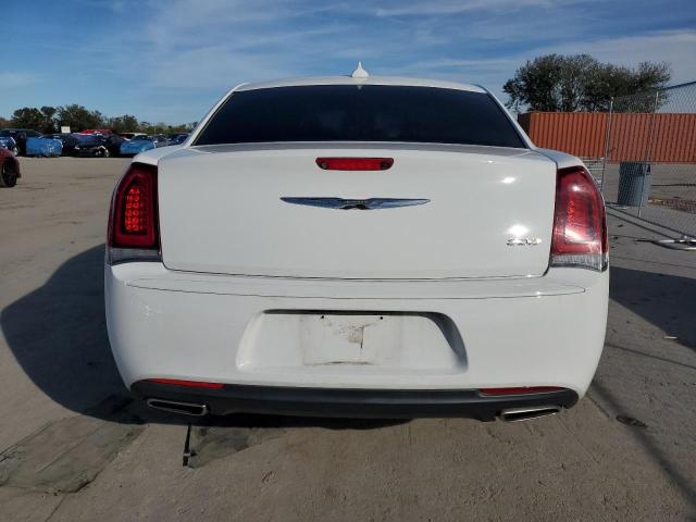 Photo 6 from auction – 2019 CHRYSLER 300 TOURIN with VIN 2C3CCAAG6KH613443