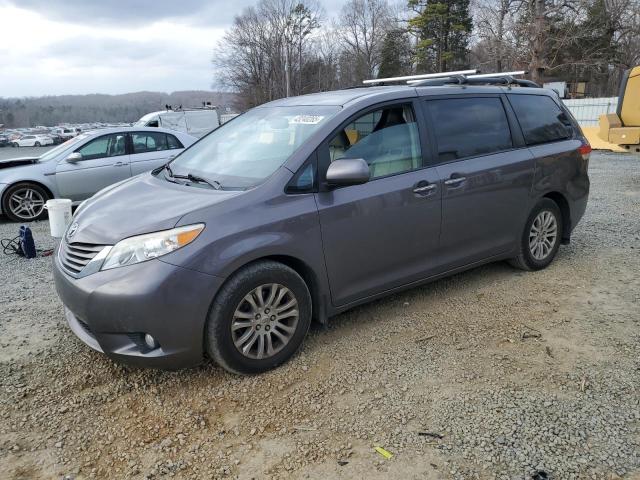 Photo 1 from auction – 2011 TOYOTA SIENNA XLE with VIN 5TDYK3DC7BS056150