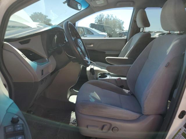 Photo 7 from auction – 2015 TOYOTA SIENNA LE with VIN 5TDKK3DC0FS573964