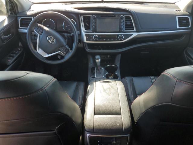 Photo 8 from auction – 2019 TOYOTA HIGHLANDER with VIN 5TDJZRFH5KS617289