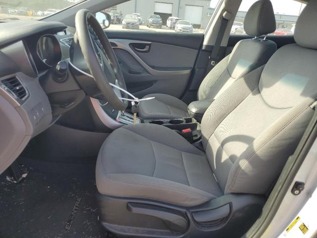 Photo 7 from auction – 2012 HYUNDAI ELANTRA GL with VIN 5NPDH4AE1CH079701