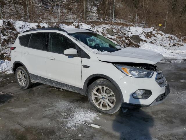 Photo 4 from auction – 2018 FORD ESCAPE SE with VIN 1FMCU9GD8JUD54014