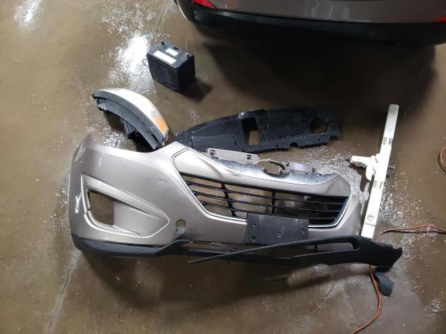 Photo 12 from auction – 2011 HYUNDAI TUCSON GLS with VIN KM8JU3AC7BU280185