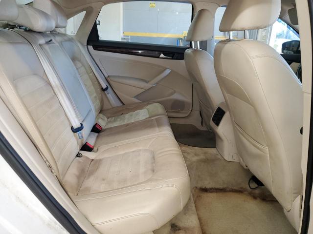 Photo 10 from auction – 2014 VOLKSWAGEN PASSAT SEL with VIN 1VWCS7A37EC031578