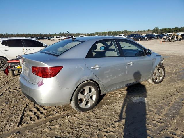Photo 3 from auction – 2010 KIA FORTE EX with VIN KNAFU4A2XA5060939