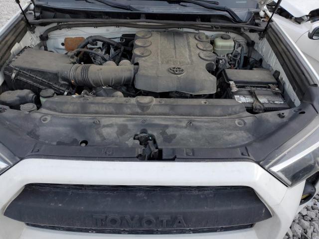 Photo 12 from auction – 2014 TOYOTA 4RUNNER SR with VIN JTEBU5JR1E5159039