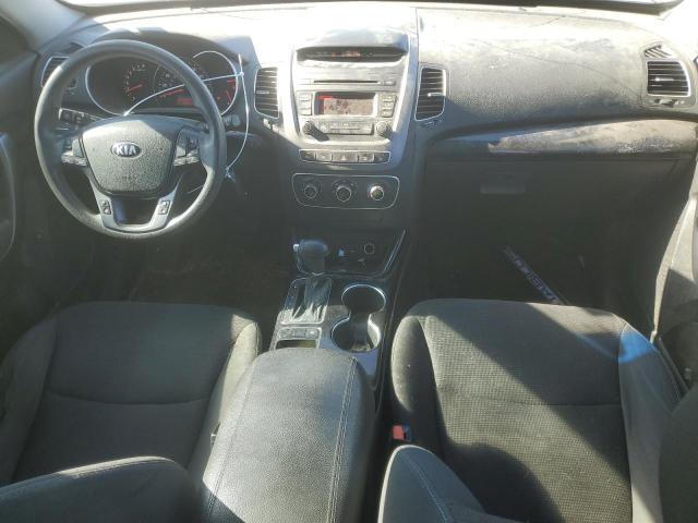 Photo 8 from auction – 2015 KIA SORENTO LX with VIN 5XYKTDA77FG559227