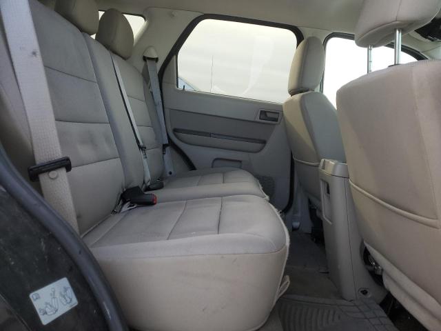 Photo 11 from auction – 2011 FORD ESCAPE with VIN 1FMCU0DG6BKC27527