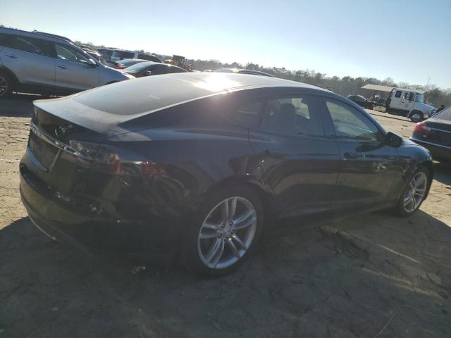 Photo 3 from auction – 2013 TESLA MODEL S with VIN 5YJSA1AG6DFP09255