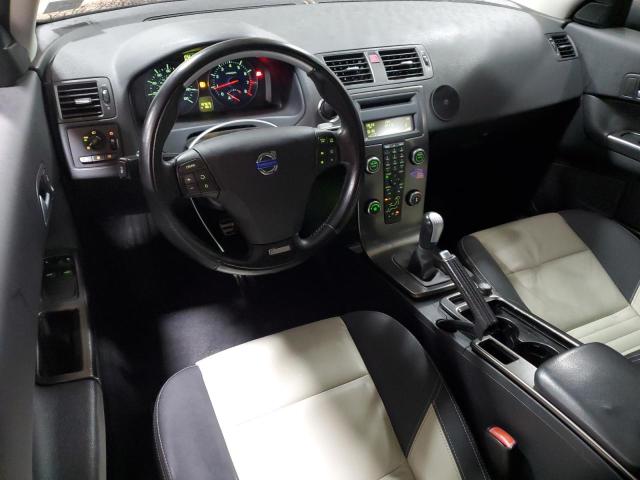 Фото 8 с аукциона – 2011 VOLVO C30 T5 с VIN YV1672MK5B2210110