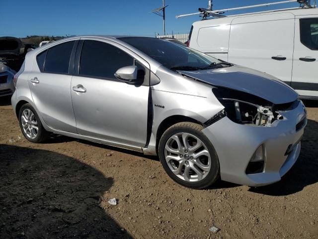 Photo 4 from auction – 2014 TOYOTA PRIUS C with VIN JTDKDTB31E1083624