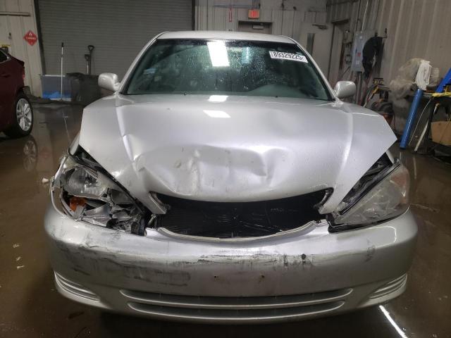 Photo 5 from auction – 2002 TOYOTA CAMRY LE with VIN 4T1BE32K72U514123