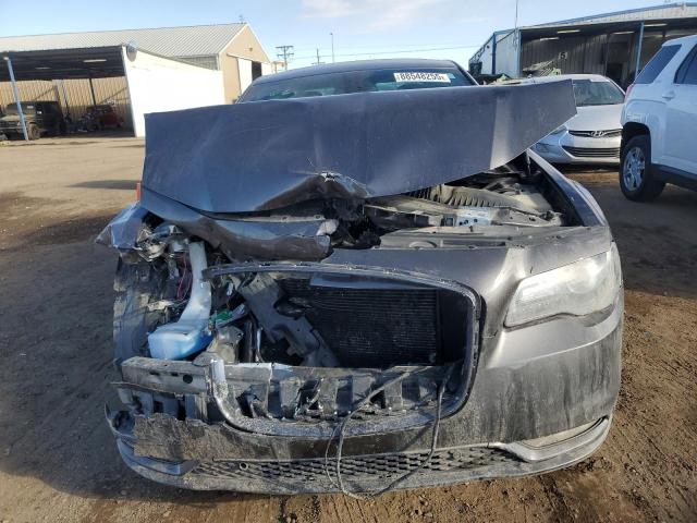 Photo 5 from auction – 2017 CHRYSLER 300 S with VIN 2C3CCAGG8HH582633