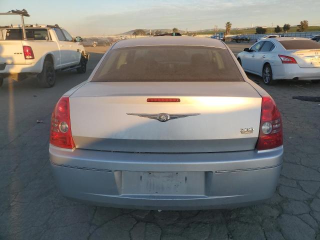Photo 6 from auction – 2010 CHRYSLER 300 TOURIN with VIN 2C3CA5CV7AH212975