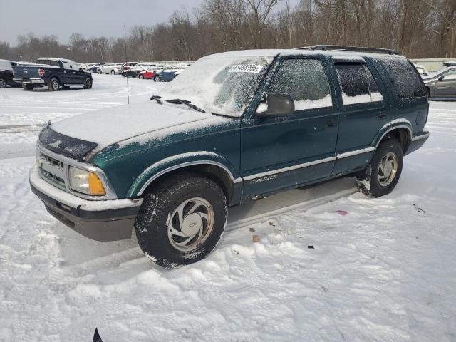 CHEVROLET BLAZER 1997 with VIN 1GNDT13W2V2114437 - Photo from auction