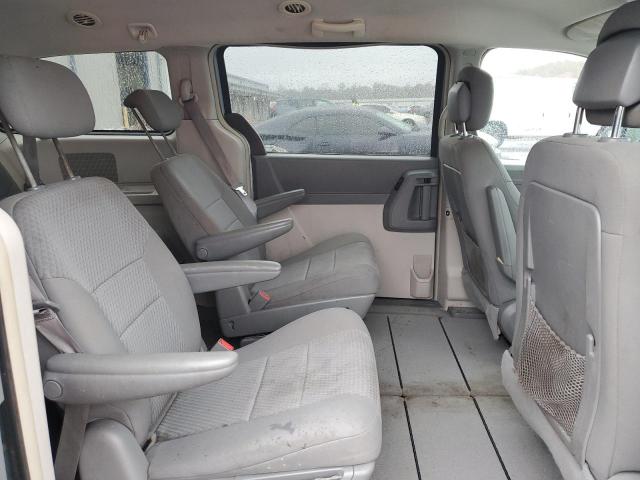Photo 11 from auction – 2010 CHRYSLER TOWN & COU with VIN 2A4RR2D15AR329872