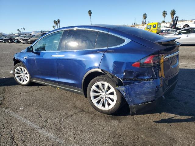 Снимка 2 от търг – 2021 TESLA MODEL X с VIN 5YJXCDE25MF325046