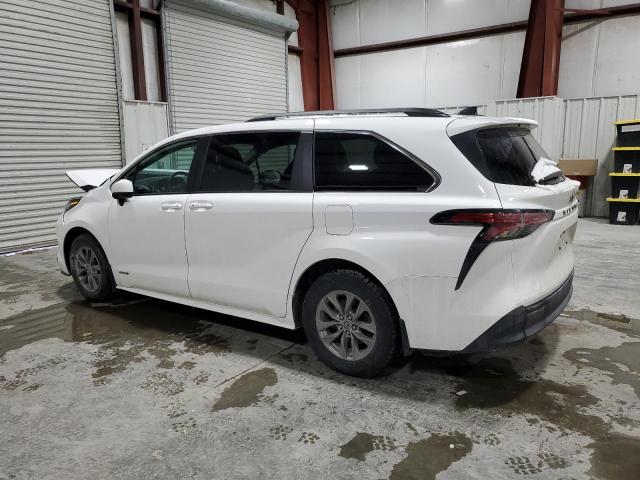 Photo 2 from auction – 2021 TOYOTA SIENNA LE with VIN 5TDKRKEC8MS068790