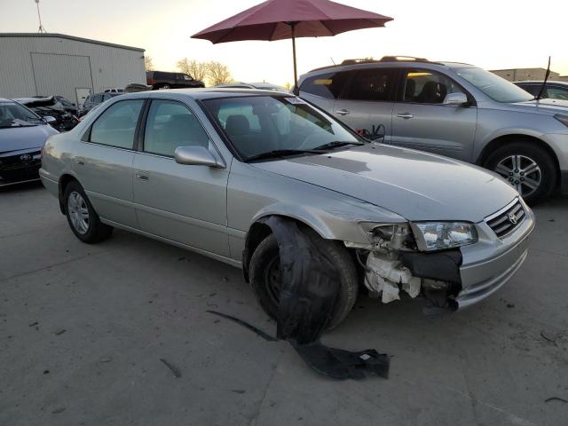 Photo 4 from auction – 2001 TOYOTA CAMRY CE with VIN 4T1BG22K51U805576
